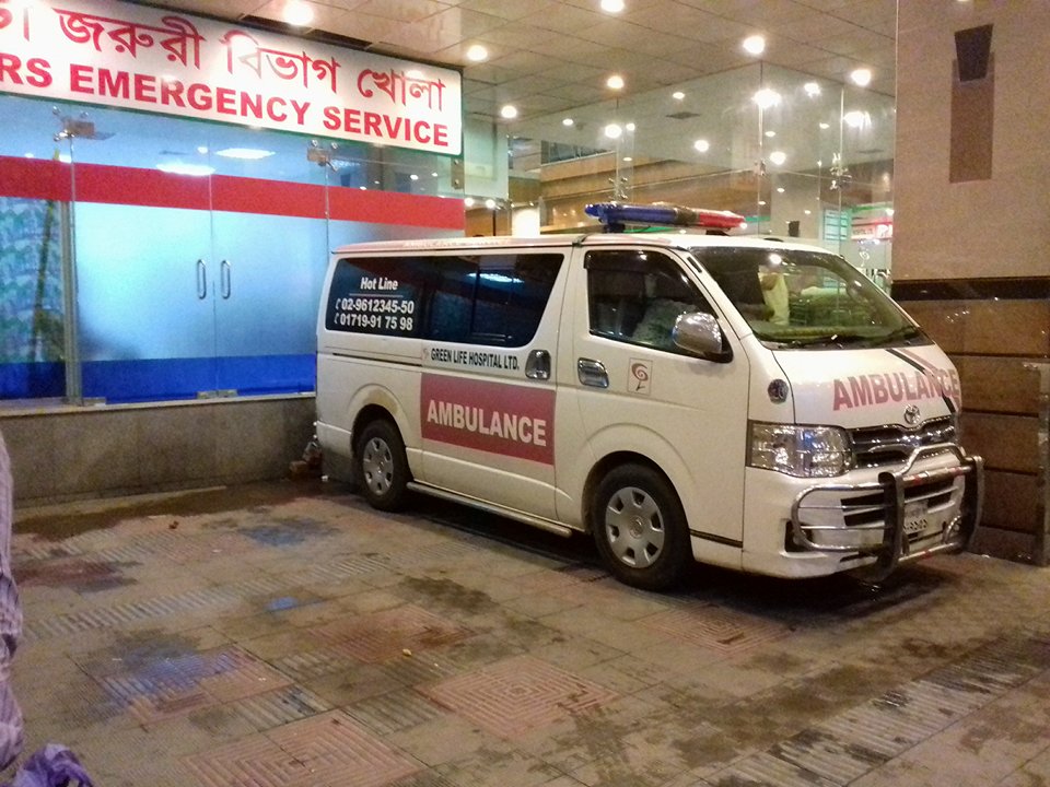 GREEN LIFE MEDICAL COLLEGE AMBULENCE SERVICE